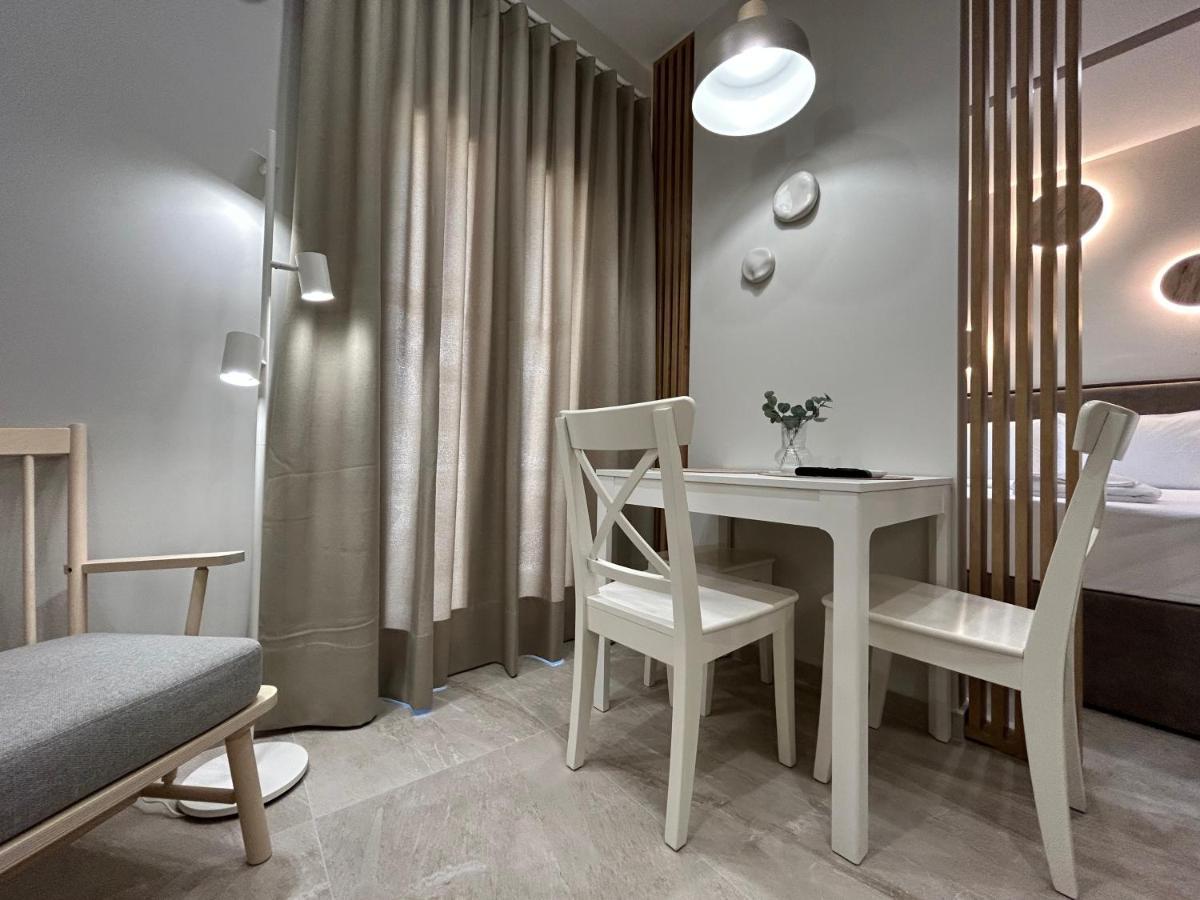 לרפטרה Armonia Small Luxury Apartments מראה חיצוני תמונה
