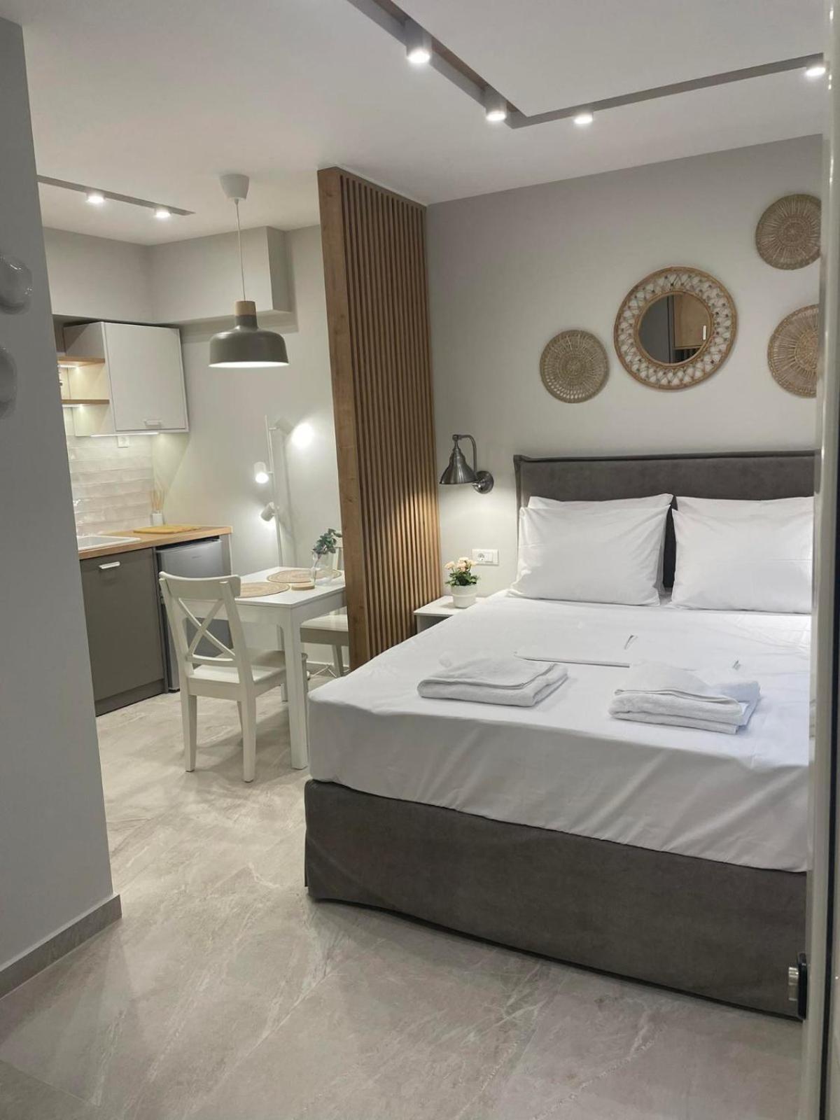 לרפטרה Armonia Small Luxury Apartments חדר תמונה