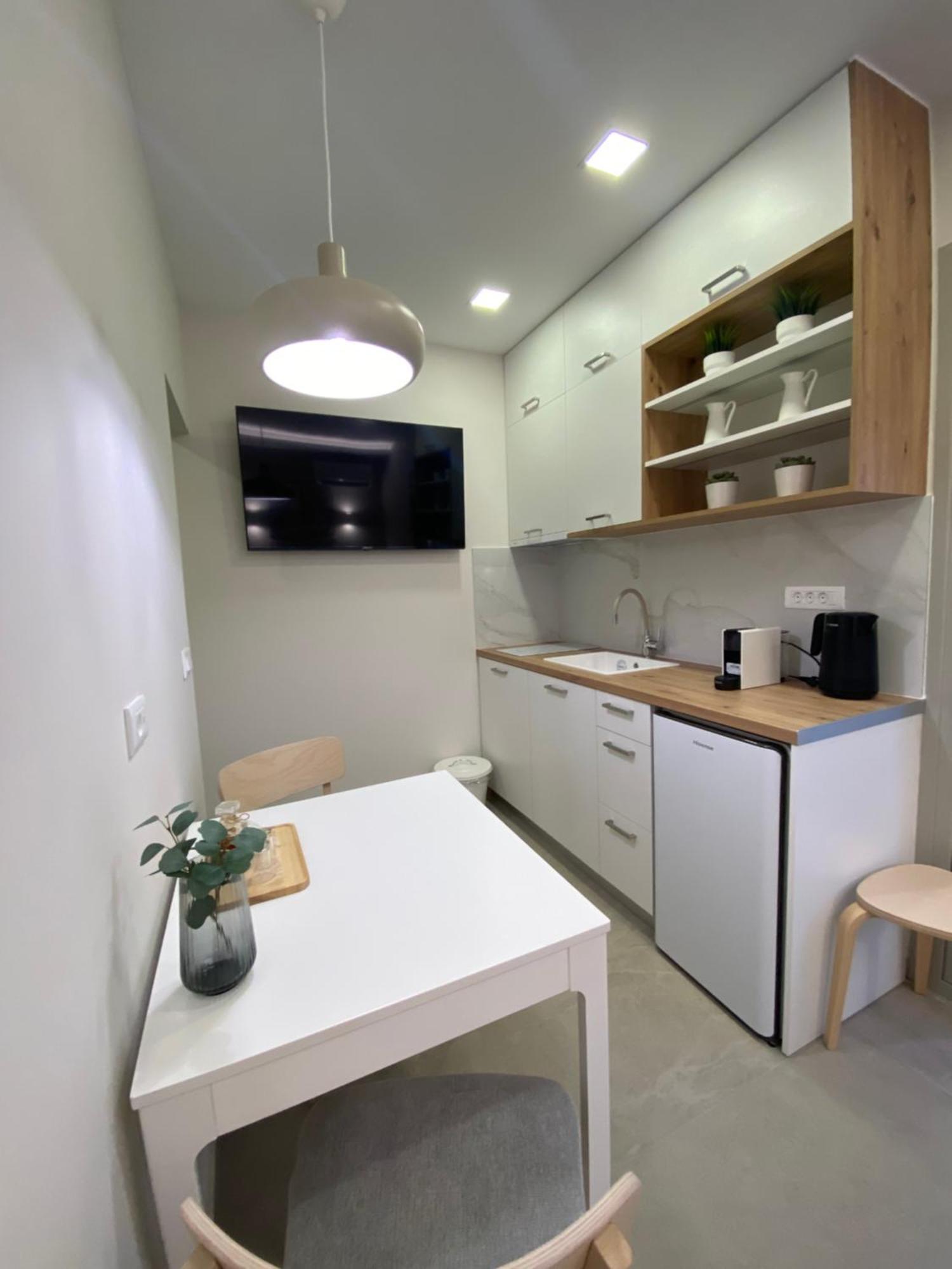 לרפטרה Armonia Small Luxury Apartments מראה חיצוני תמונה
