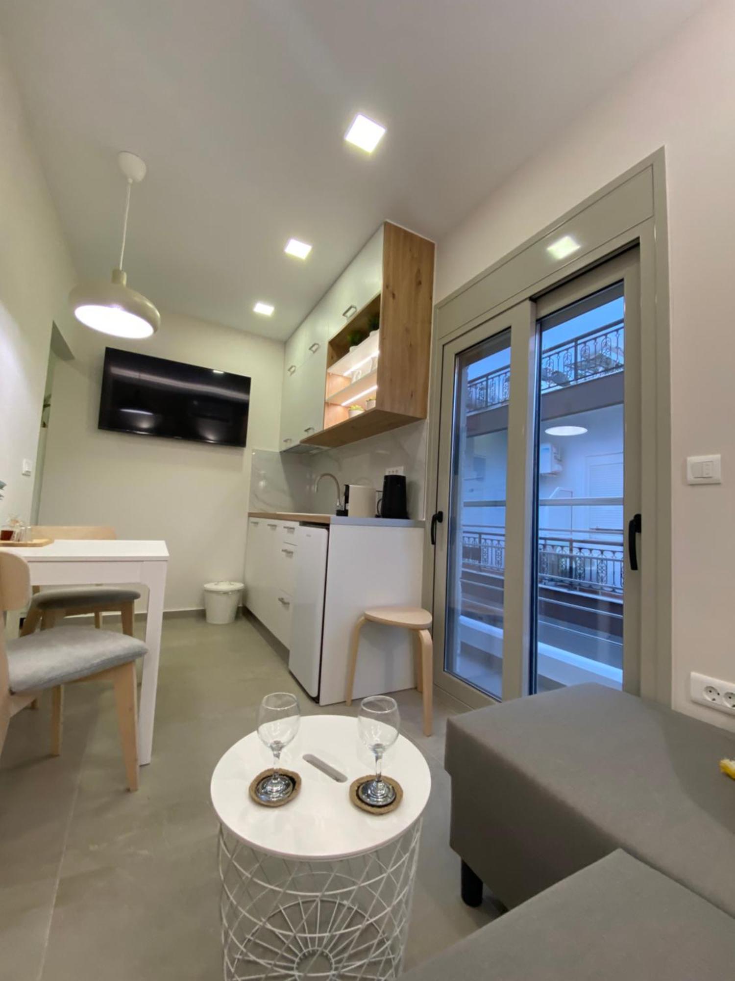 לרפטרה Armonia Small Luxury Apartments מראה חיצוני תמונה
