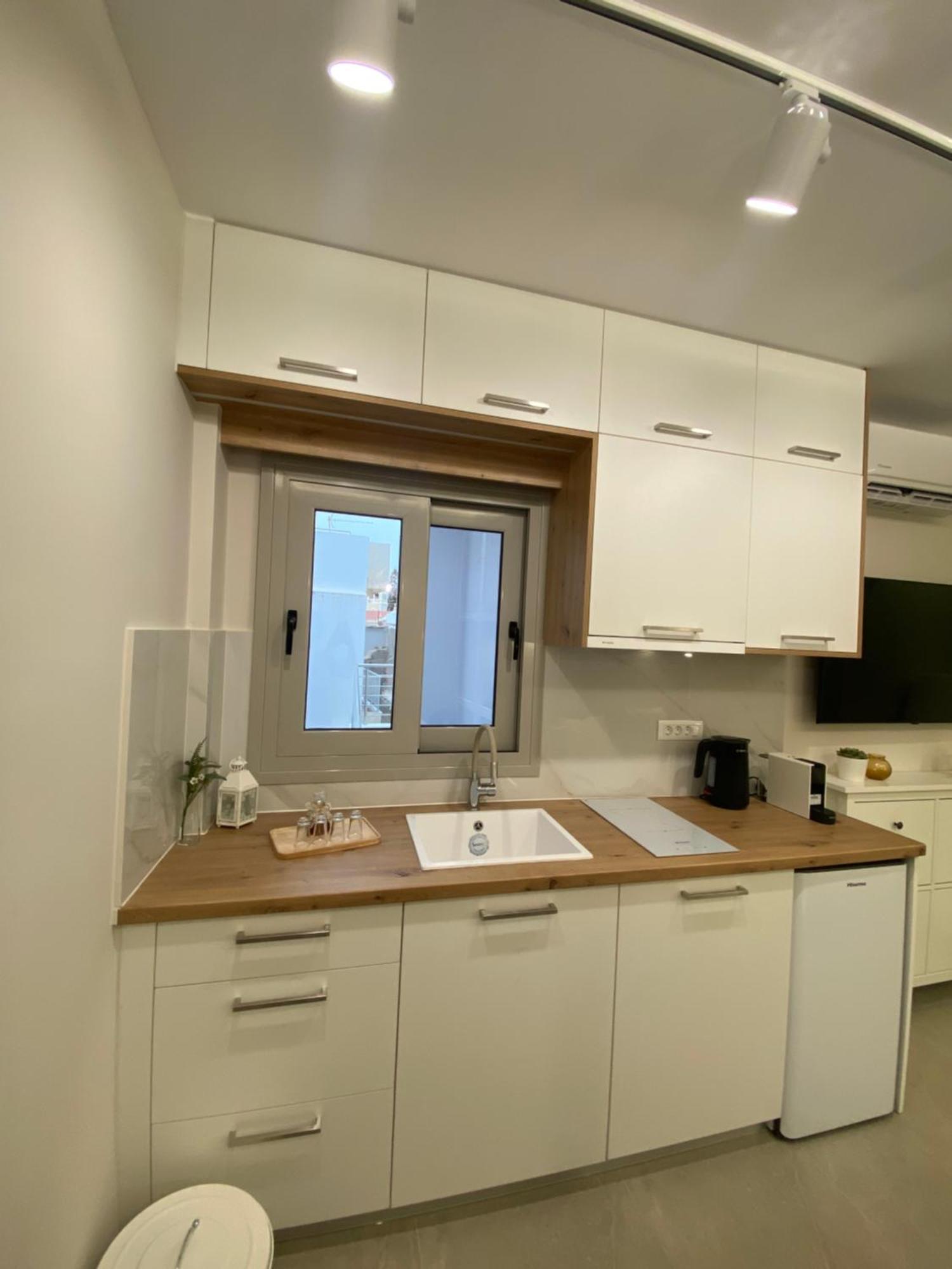 לרפטרה Armonia Small Luxury Apartments מראה חיצוני תמונה